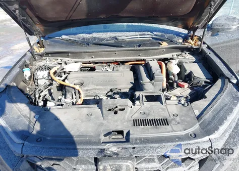 2025 Honda Cr-V Hybrid Sport-L from USA, damaged, VIN 7FARS6H87SE038185